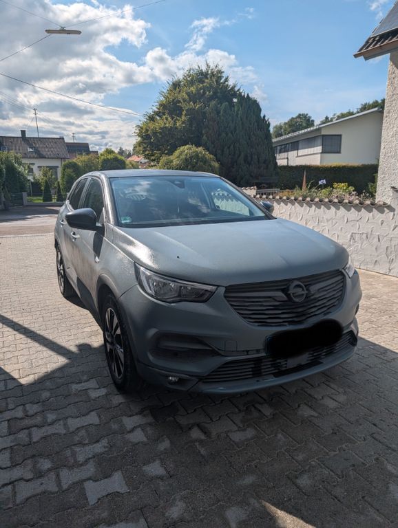 Opel Grandland (X) 96.000 km 8.000 € Günzburg 89312