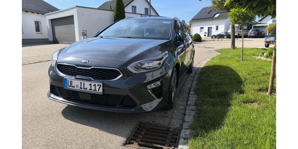 Kia ceed / Ceed 148.000 km 12.500 € Bernstadt 89182