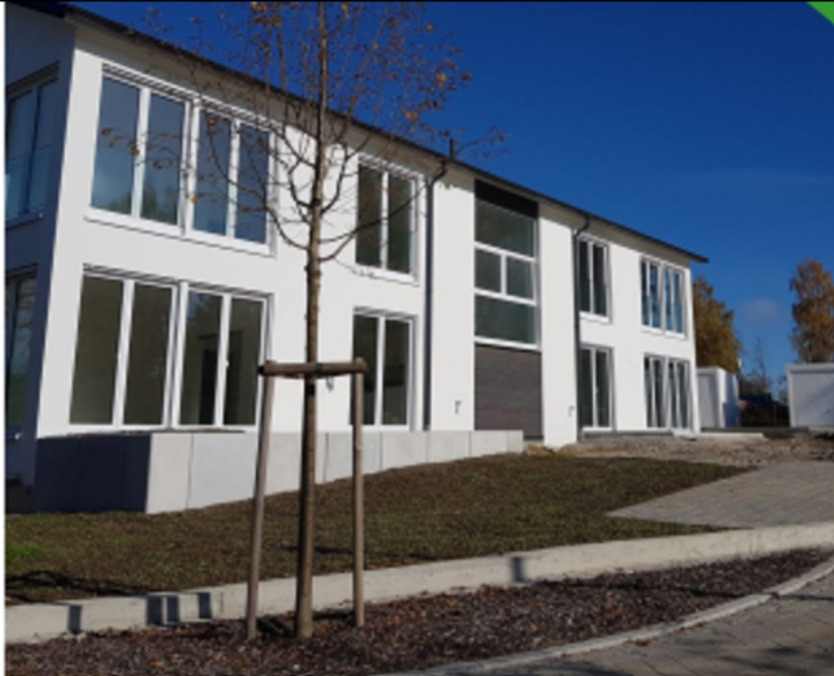 Neuwertige und barrierefreie Etagenwohnung in Staig zu vermieten