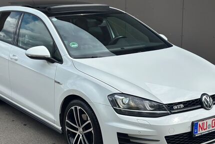 VW Golf 273.000 km 8.800 &euro; Neu-Ulm 89231