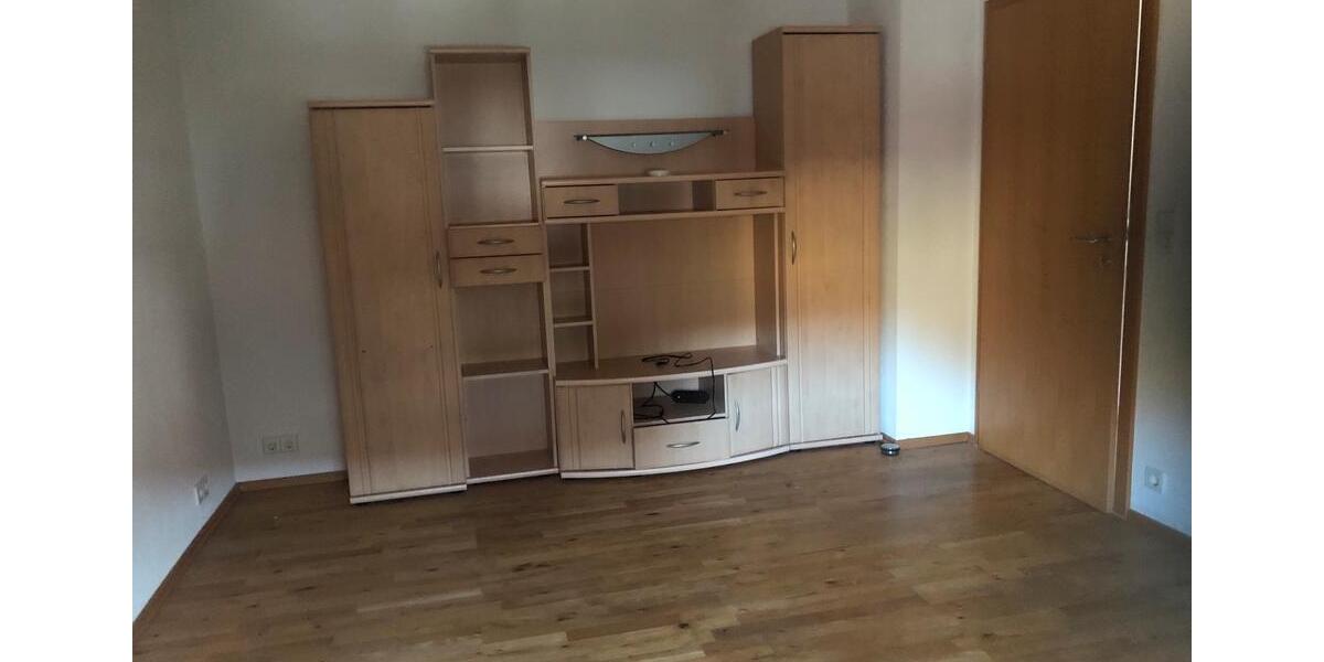 Reihenhaus Bad Ditzenbach - 6 Zimmer, 160 m&sup2;, 1.500&euro; | Angebot:23488856