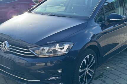 VW Golf Sportsvan 69.451 km 13.999 &euro; Achstetten 88480