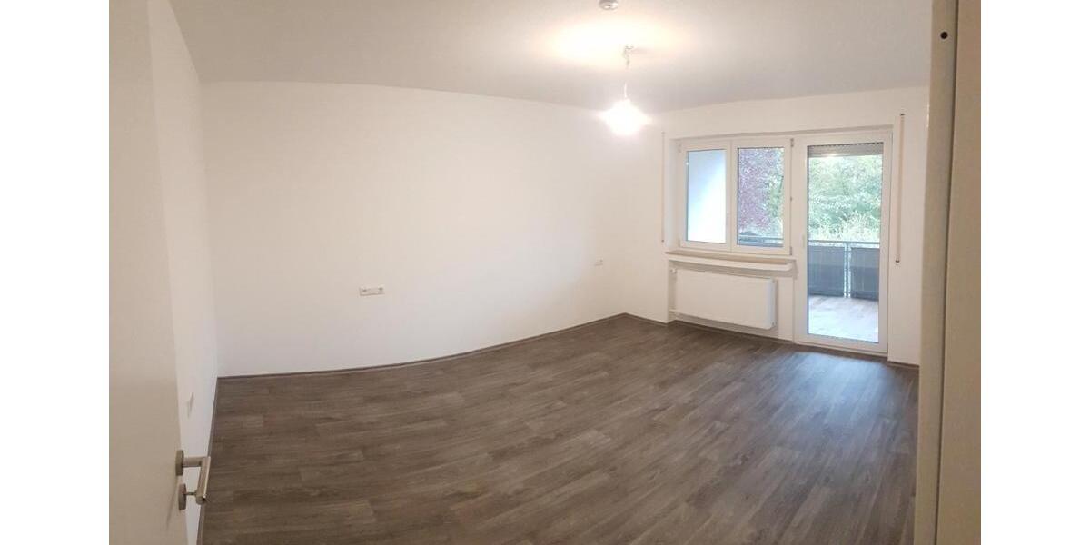 Erdgeschoßwohnung Ehingen (Donau) - 4 Zimmer, 127 m&sup2;, 1.200&euro; | Angebot:26238397
