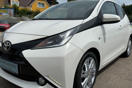 Toyota Aygo (X) 39.000 km 9.900 &euro; Ichenhausen 89335