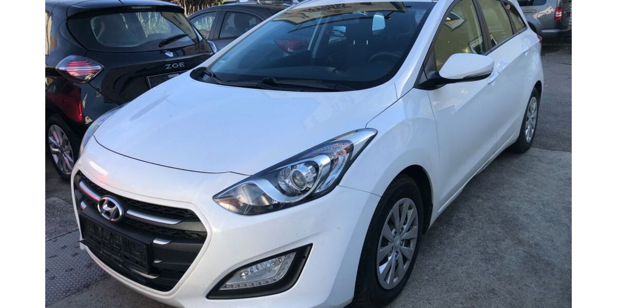 Hyundai i30 118.000 km 5.890 € Ichenhausen-Hochwang 89335