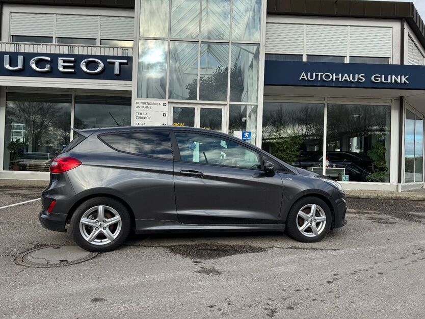 Ford Fiesta 81.105 km 12.900 € Burgau 89331