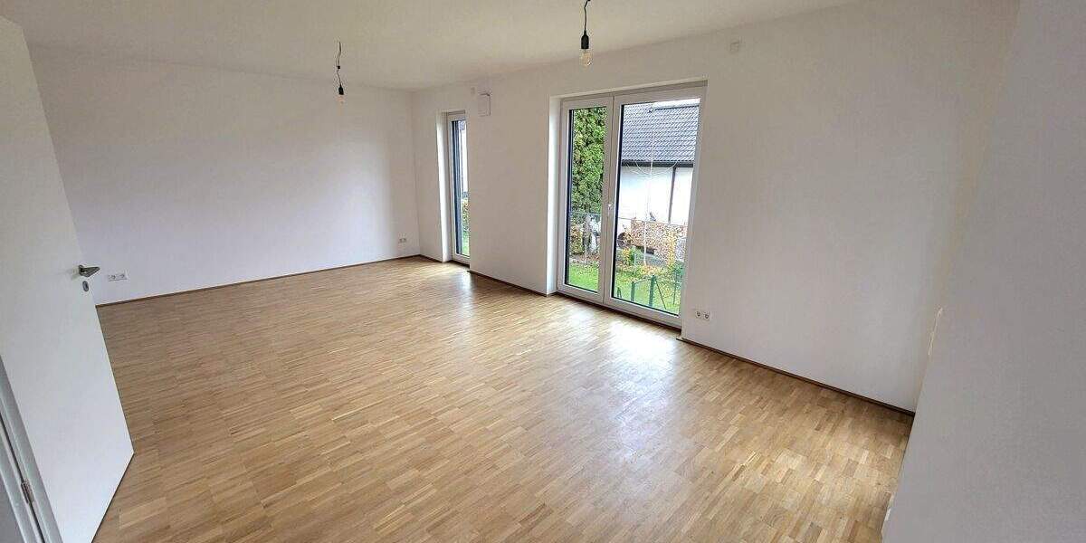 Etagenwohnung Neu-Ulm Burlafingen - 3 Zimmer, 89 m&sup2;, 1.355&euro; | Angebot:24807460