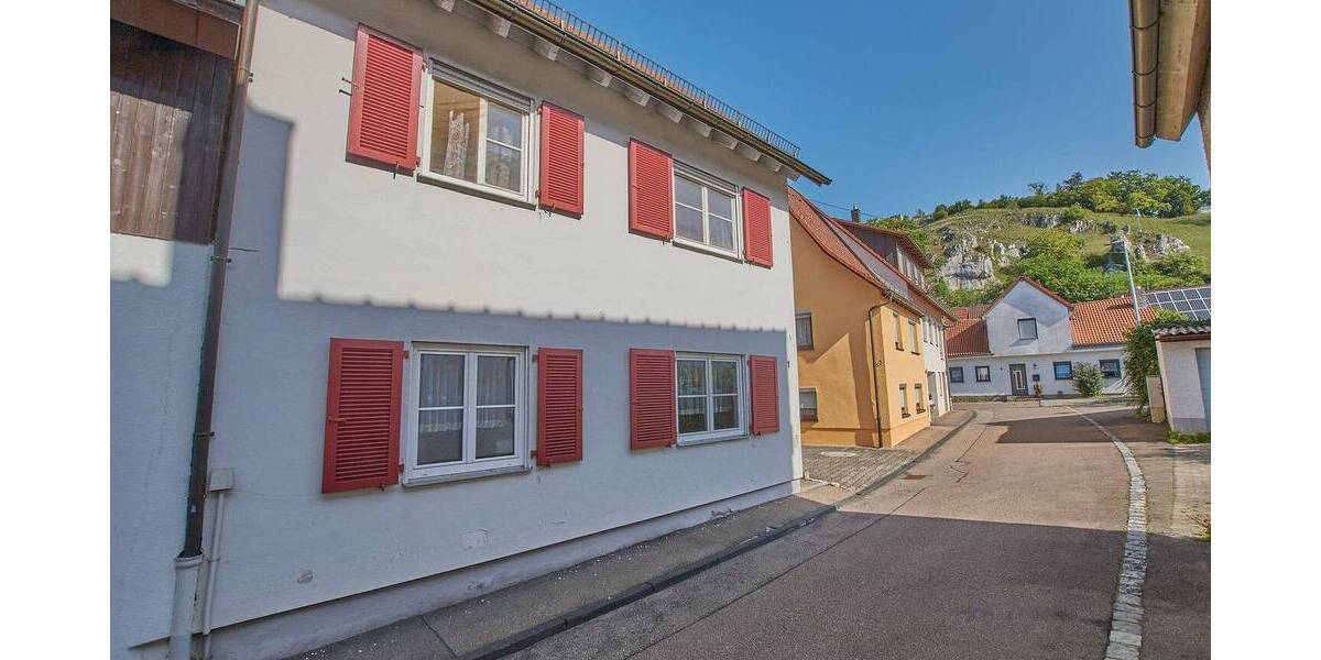 Mehrfamilienhaus, Wohnhaus Schelklingen - 4 Zimmer, 107 m&sup2;, 189.000&euro; | Angebot:23967243