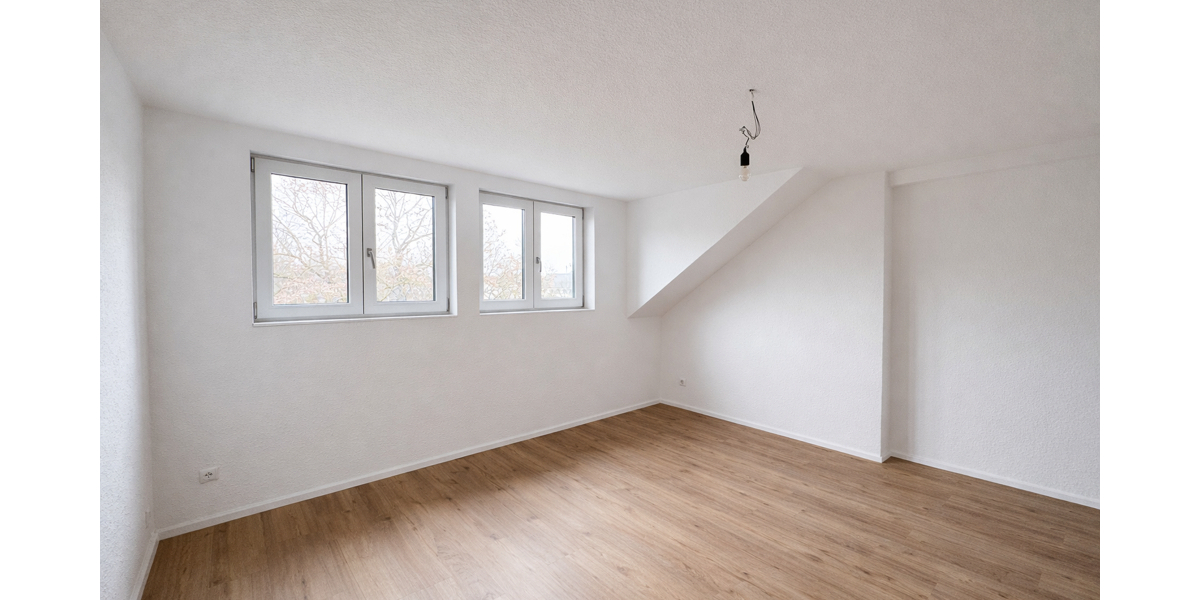 Studenten-Wohngemeinschaft 1-Zimmer in der Frauenstraße Ulm-Mitte - Frauenstraße Parkseite- - Dachgeschoßwohnung Ulm Oststadt | Angebot:25978533