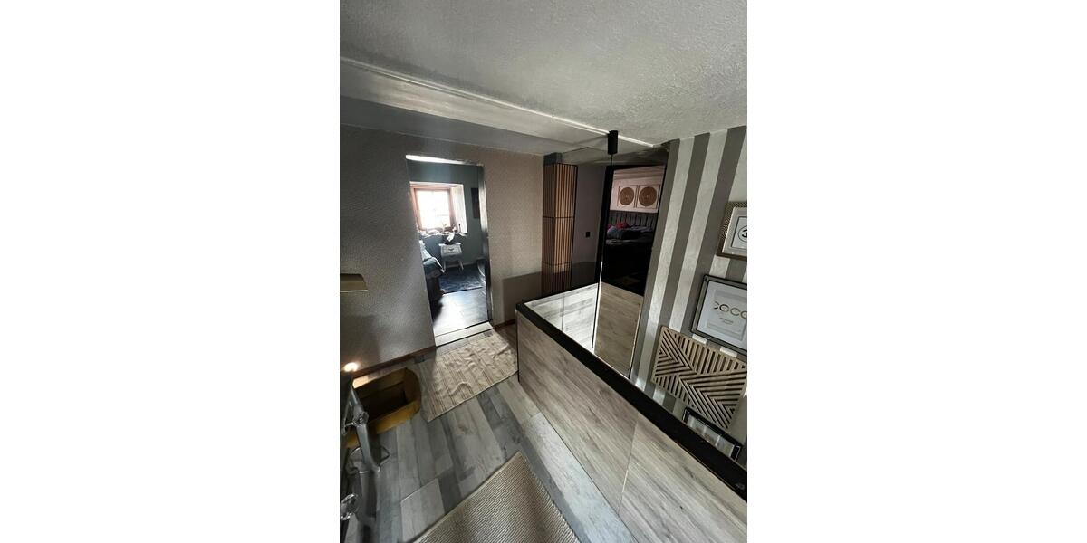 Einfamilienhaus Weidenstetten - 6 Zimmer, 150 m&sup2;, 187.000&euro; | Angebot:27102008
