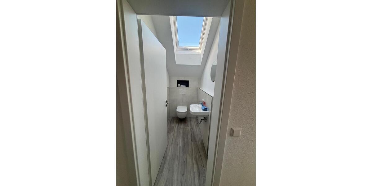 Dachgeschoßwohnung Laichingen - 4 Zimmer, 95 m&sup2;, 1.150&euro; | Angebot:26662138