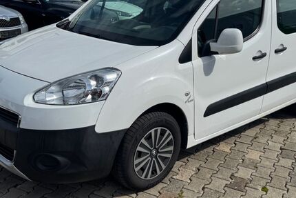 Peugeot Partner 153.225 km 5.999 &euro; Achstetten 88480