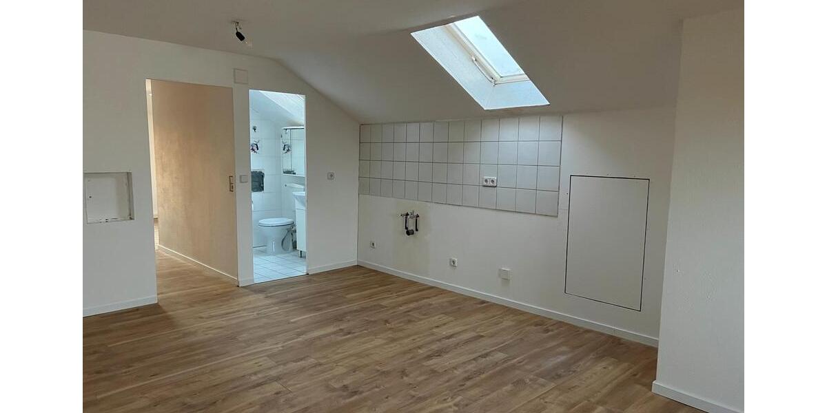 Dachgeschoßwohnung Achstetten - 2 Zimmer, 50 m&sup2;, 500&euro; | Angebot:26491819