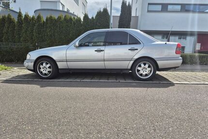 Mercedes C 220