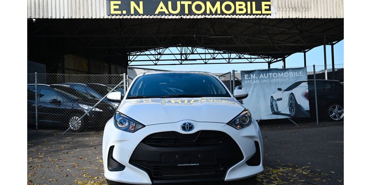 Toyota Yaris 21.200 km 18.200 € Ulm 89077