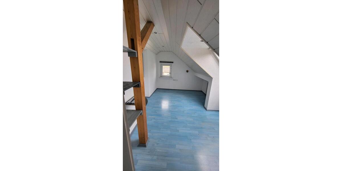 Reihenhaus Herbrechtingen - 5 Zimmer, 110 m&sup2;, 1.300&euro; | Angebot:26233227