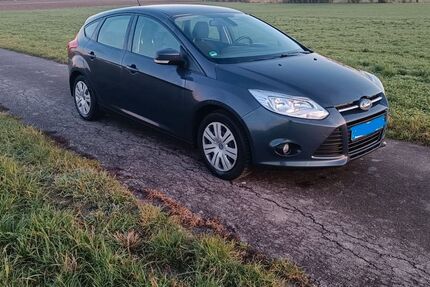 Ford Focus 84.300 km 7.000 &euro; Ehingen 89584