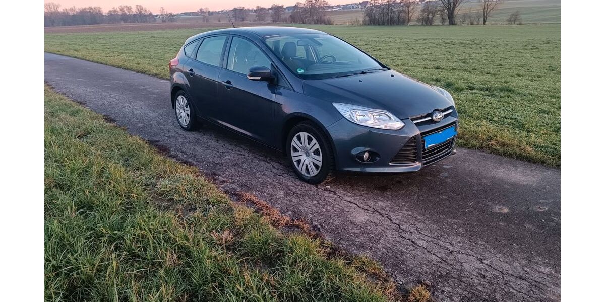 Ford Focus 84.300 km 7.000 &euro; Ehingen 89584