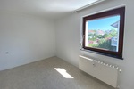 Neu-Ulm: Modernisiertes Mehrfamilienhaus (DHH) mit idyllischem Garten in Donau-Nähe - Mehrfamilienhaus, Wohnhaus Neu-Ulm / Offenhausen Offenhausen | Angebot:27082953