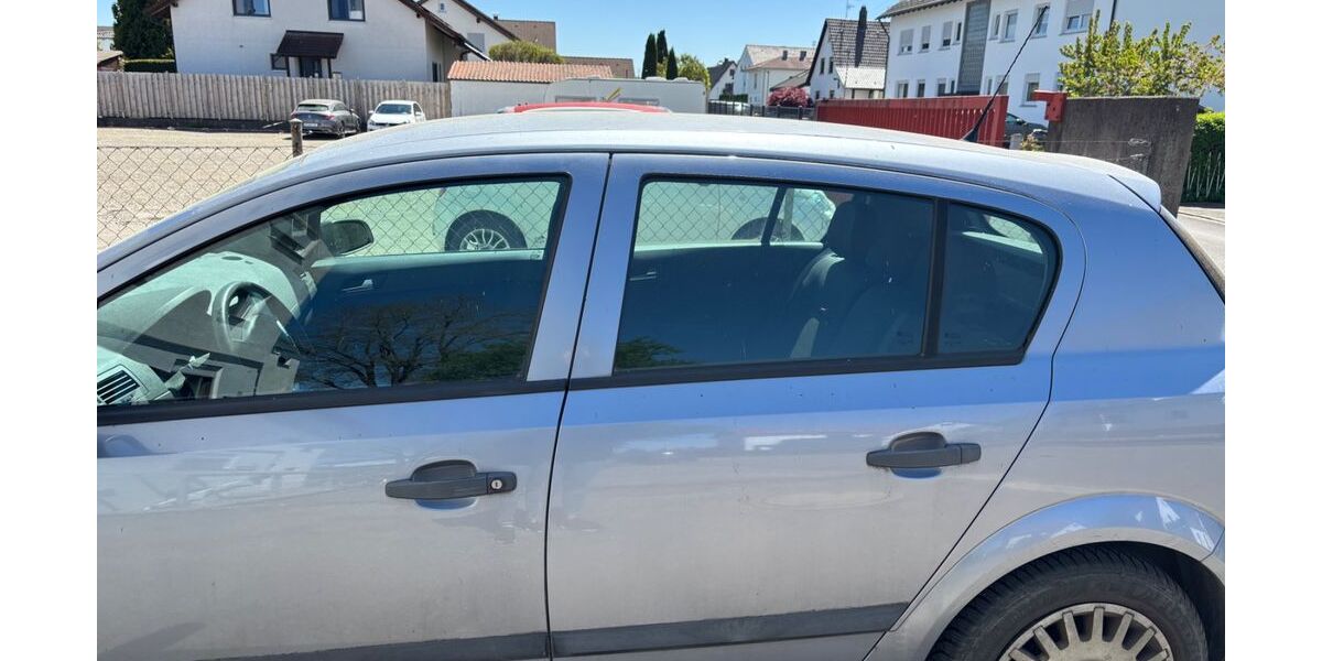 Opel Astra 135.312 km 2.250 &euro; Illerrieden 89186