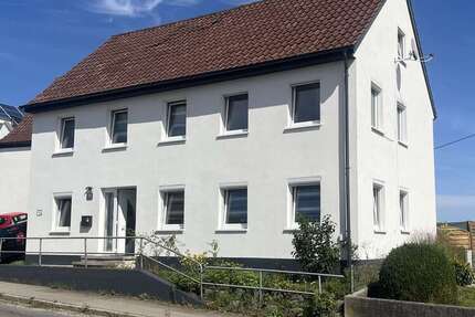 Haus zum Kaufen in Laupheim 349.900 € 135 m² 5.5 zimmer
