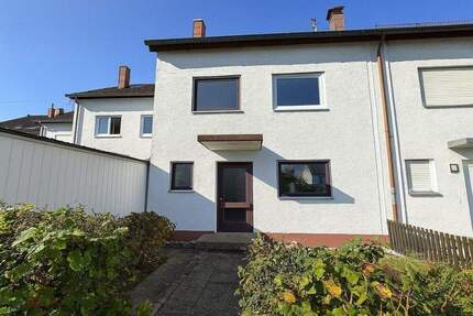 *** Charmantes Reihenmittelhaus mit Potenzial in Pfaffenhofen an der Roth *** 5 zimmer