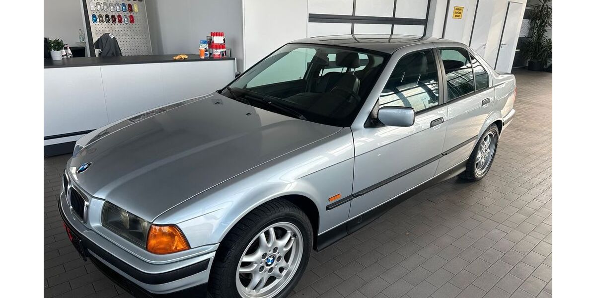 BMW 318 61.000 km 9.999 &euro; Weissenhorn 89264