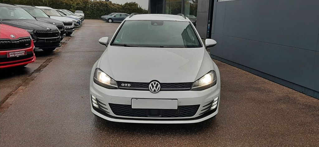 VW Golf 163.000 km 14.690 € Illertissen 89257