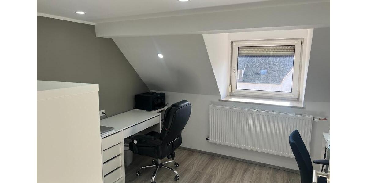 Einfamilienhaus mit Einliegerwohnung im Stadtzentrum Schelkingen 10 zimmer