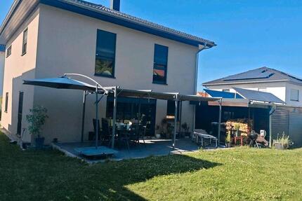 Haus Griesingen - 5 Zimmer, 130 m&sup2;, 740.000&euro; | Angebot:27045415