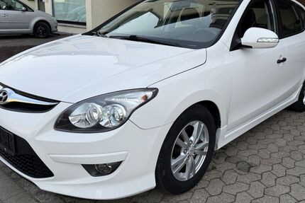 Hyundai i30 163.000 km 2.990 &euro; Senden 89250