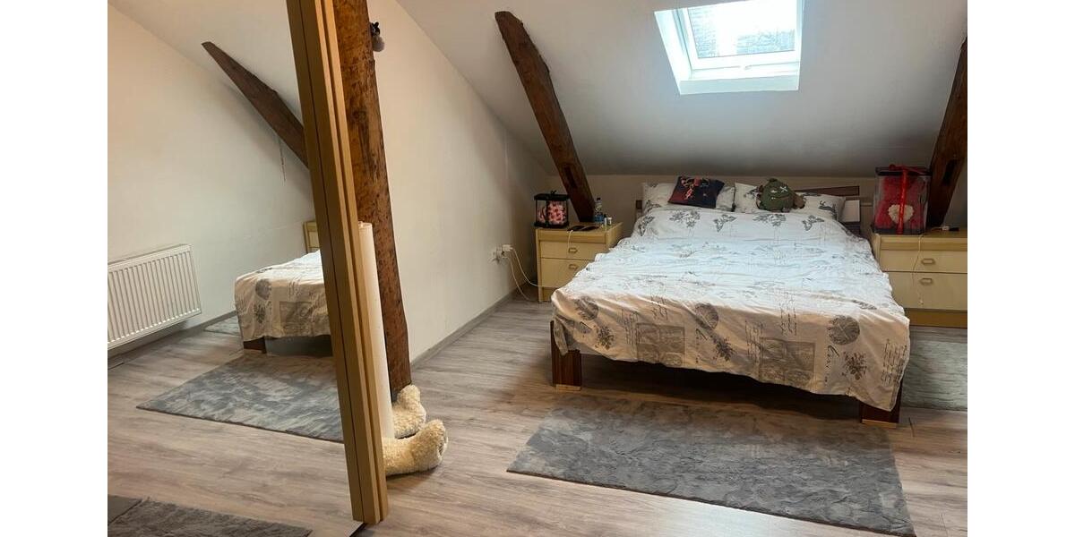Dachgeschoßwohnung Neu-Ulm Burlafingen - 3.5 Zimmer, 80 m&sup2;, 1.100&euro; | Angebot:26245292