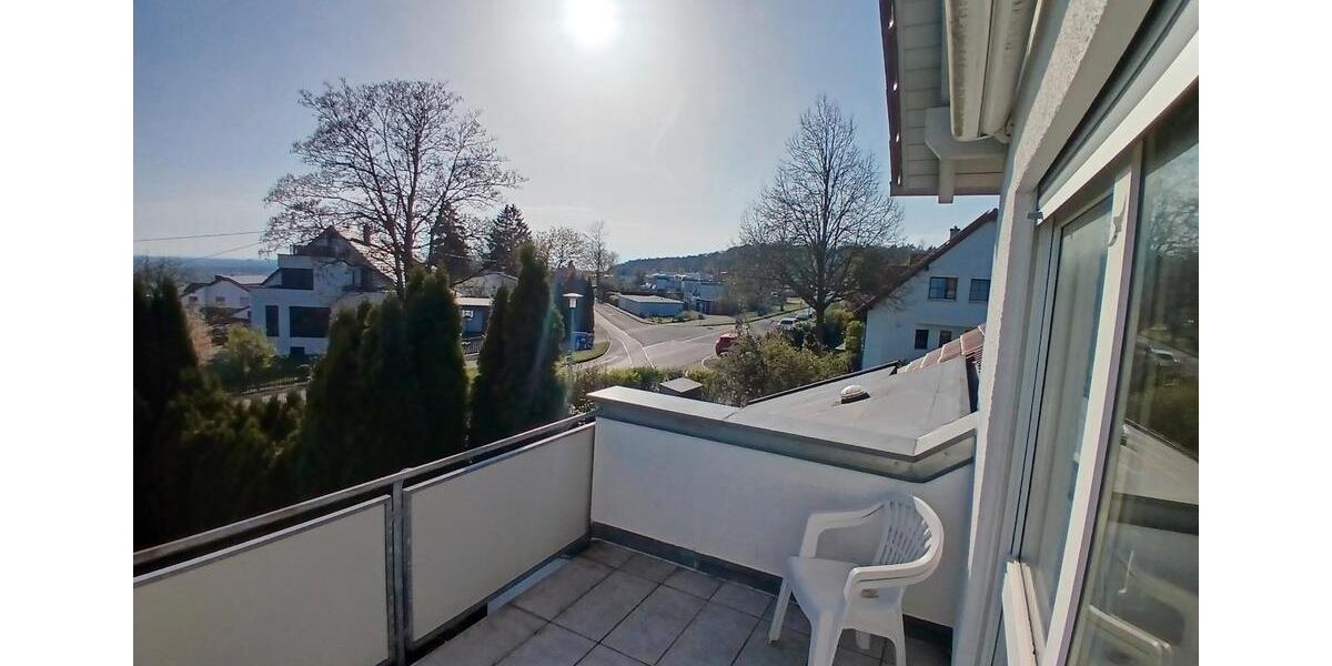 Dachgeschoßwohnung Elchingen Oberelchingen - 2.5 Zimmer, 78 m&sup2;, 1.400&euro; | Angebot:26284496