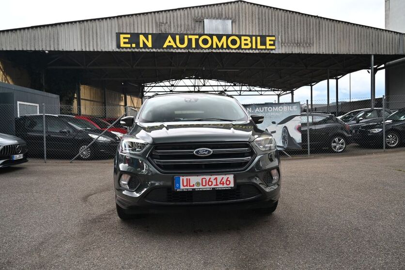 Ford Kuga 86.900 km 18.700 € Ulm 89077