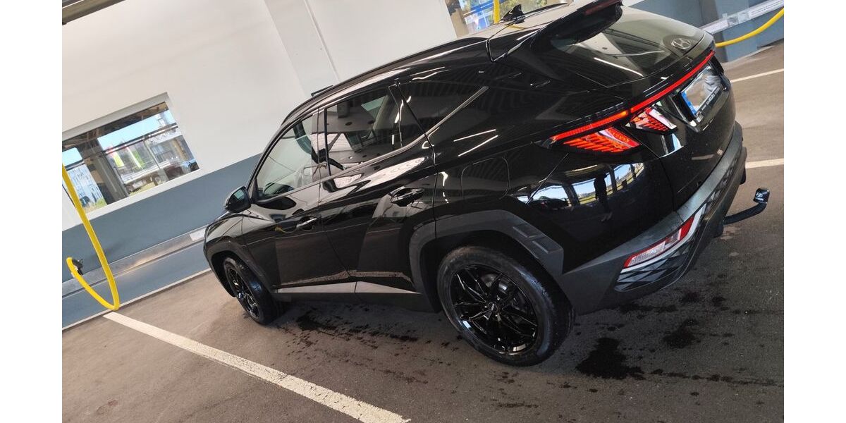 Hyundai TUCSON 64.400 km 21.399 &euro; Nellingen 89191