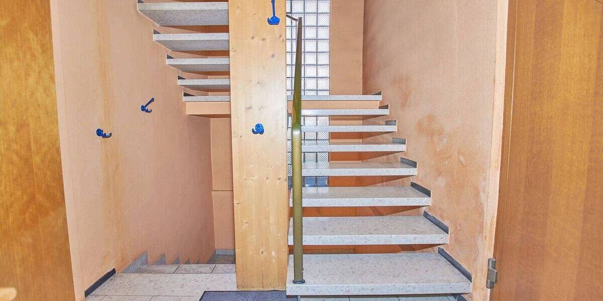 Mehrfamilienhaus, Wohnhaus Schelklingen - 4 Zimmer, 107 m&sup2;, 189.000&euro; | Angebot:23967243