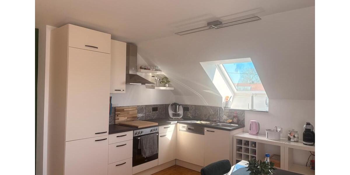 Dachgeschoßwohnung Leipheim - 3 Zimmer, 90 m&sup2;, 1.000&euro; | Angebot:26322579