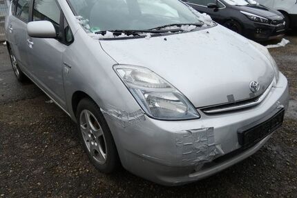 Toyota Prius 303.000 km 2.980 &euro; Neu-Ulm 89231