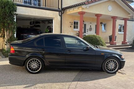 BMW 318 225.000 km 2.700 &euro; Burgrieden 88483