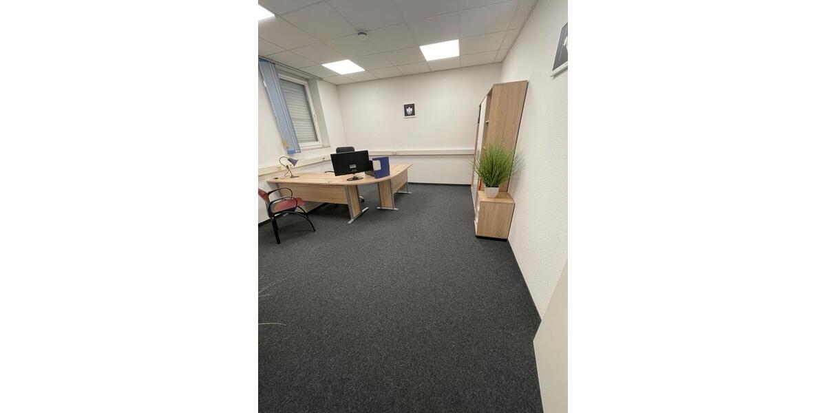 Studio-Büro 110 qm auf Wunsch möbeliert zimmer