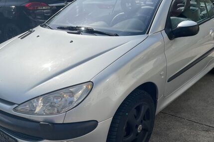 Peugeot 206 319.000 km 799 &euro; Ichenhausen-Hochwang 89335