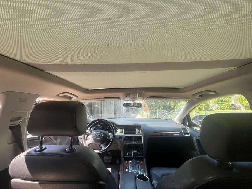 Q7