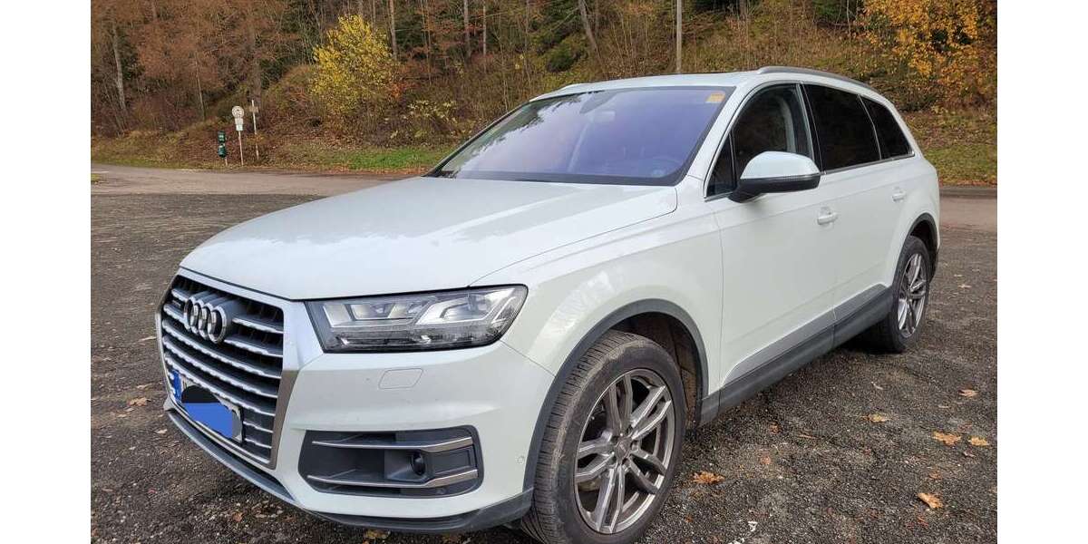 Audi Q7 152.000 km 28.500 € Ulm 89073