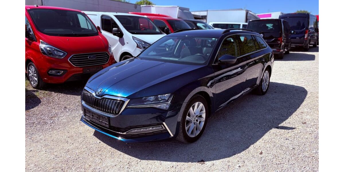 Skoda Superb 96.000 km 16.990 &euro; Ulm-Jungingen 89081
