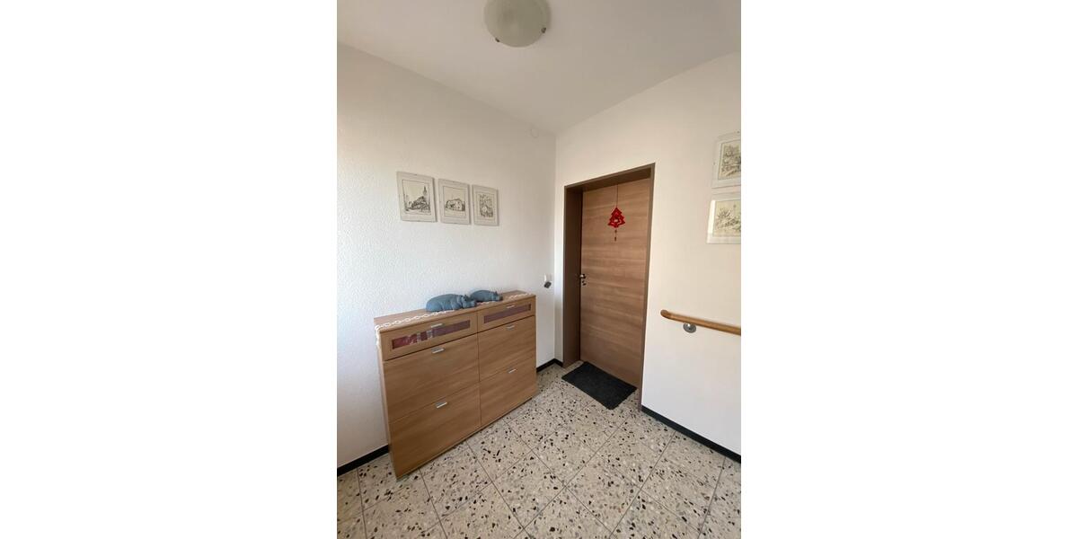 Etagenwohnung Bellenberg - 4 Zimmer, 100 m&sup2;, 950&euro; | Angebot:24654340