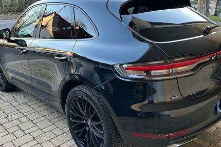 Porsche Macan 64.300 km 52.700 &euro; Niederstotzingen 89168