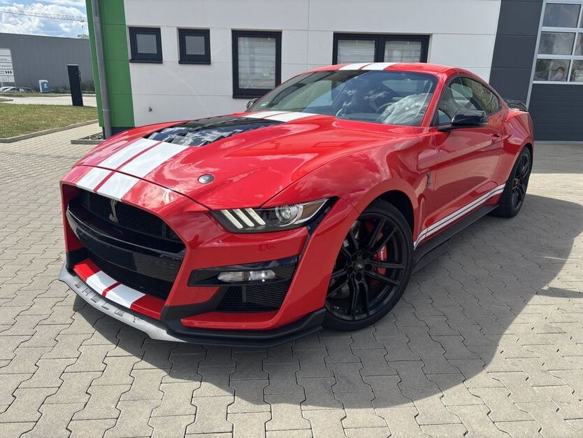 Ford Mustang 13.150 km 128.950 € Nersingen 89278