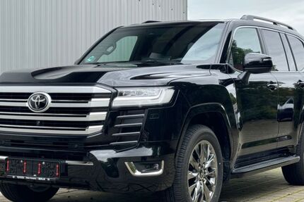 Toyota Land Cruiser 7.500 km 125.900 € Ulm 89081
