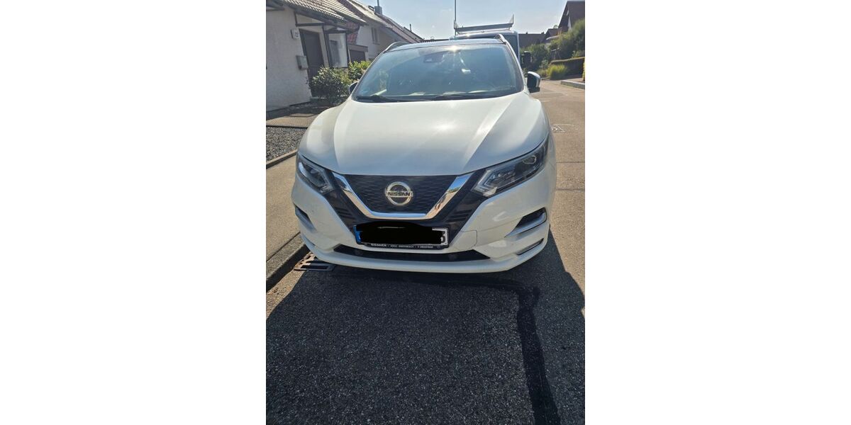 Nissan Qashqai 62.000 km 18.100 &euro; Oberholzheim 88480