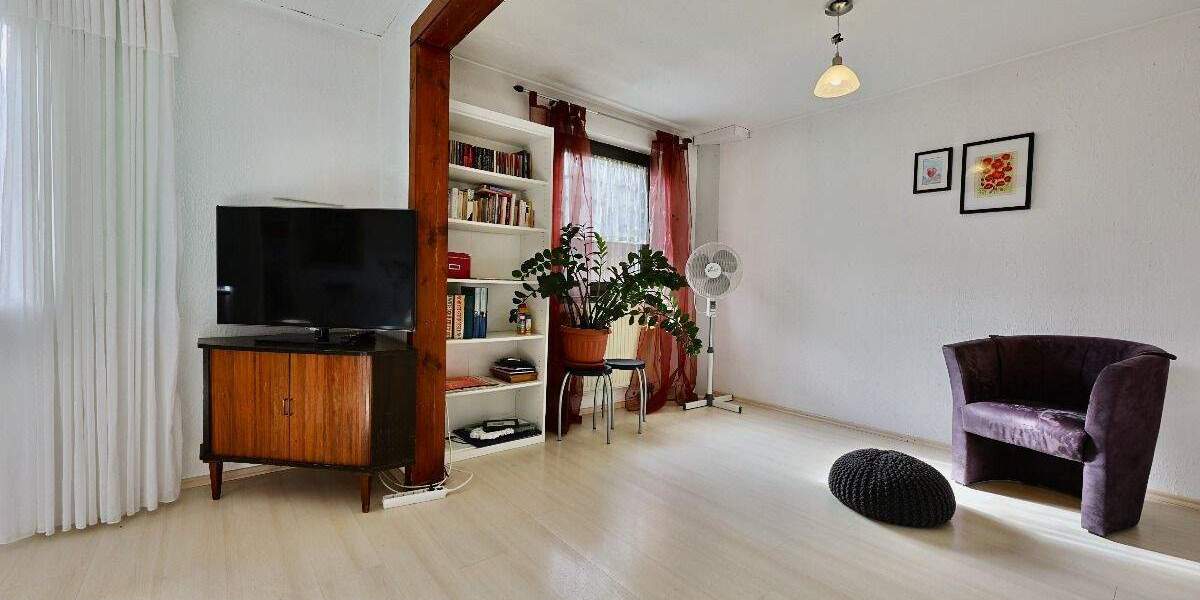 Schmucke und sehr gemütliche Doppelhaushälfte in Top-Lage 4 zimmer